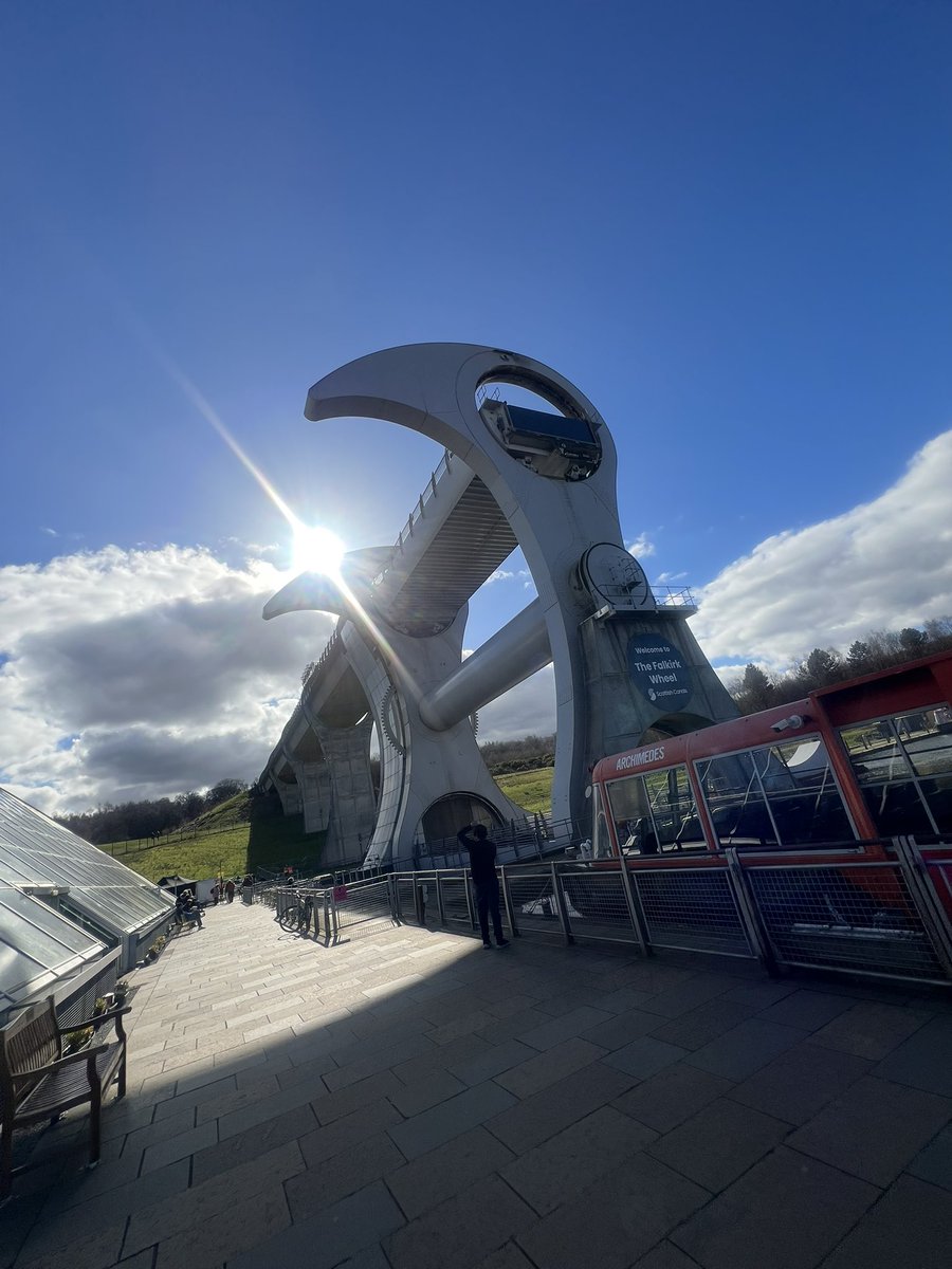llyndassneddon's tweet photo. So proud of you @Jodi_Sneddon ! Conquering your fear of heights and smashing your fundraising target for @bloodcancer_uk  at the @FalkirkWheel  today❤️ love you so much 🍾 https://t.co/bkYXWFds1c