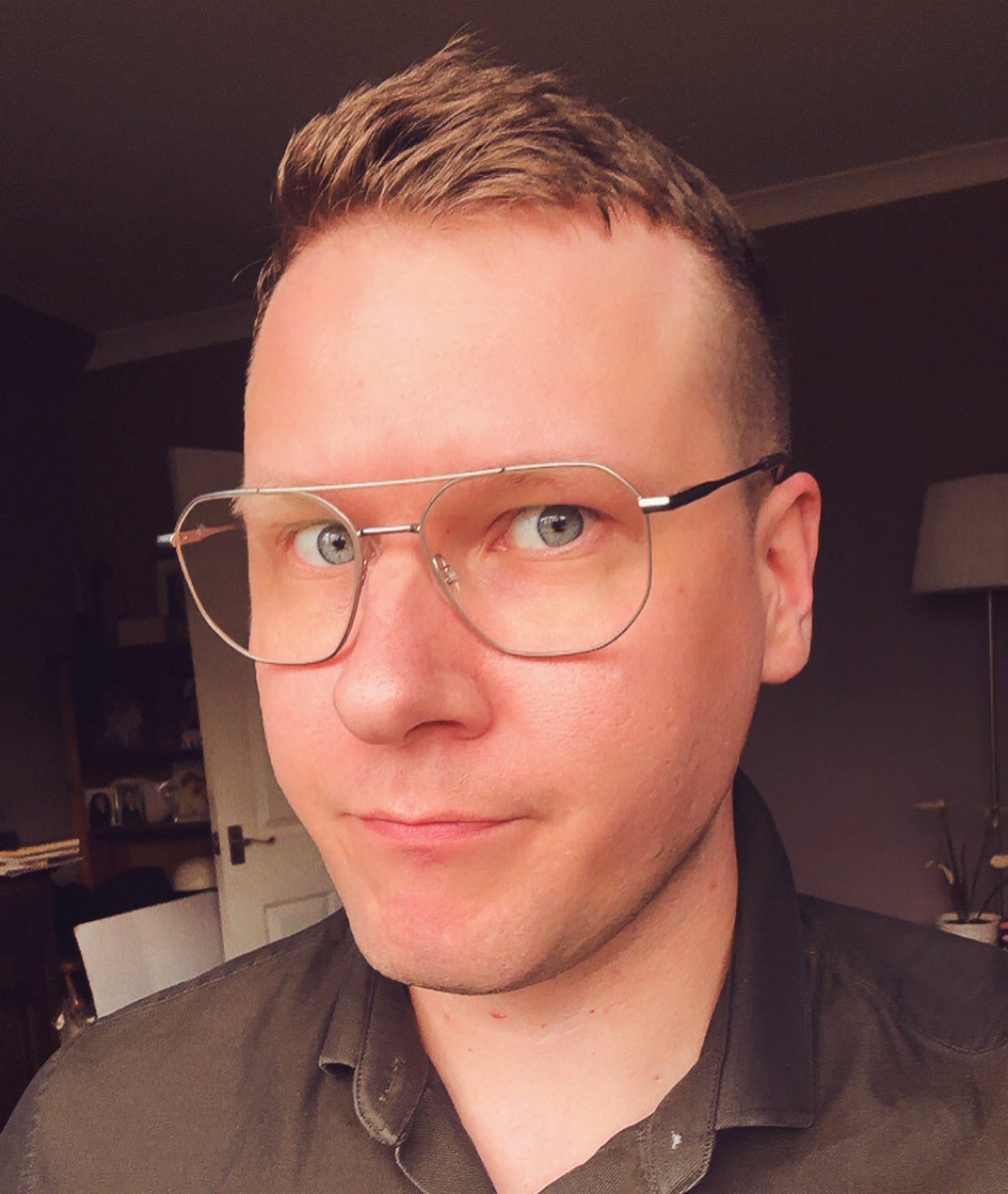 ThomasLiamH's tweet photo. 🤓 https://t.co/LzS7ZXPSYn
