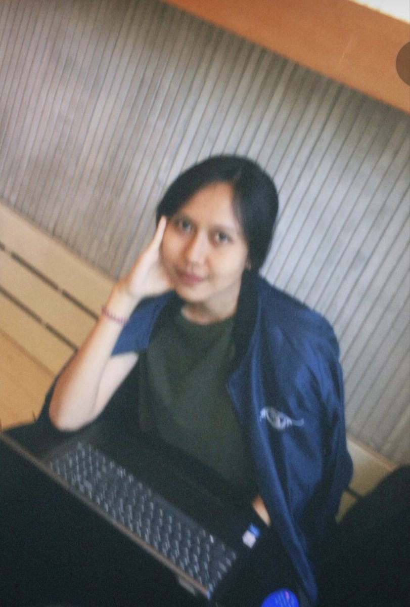 edossrdn's tweet photo. seseorang yang sangat penting dalam langkah, woyz <3 https://t.co/JNrm0SGM3V