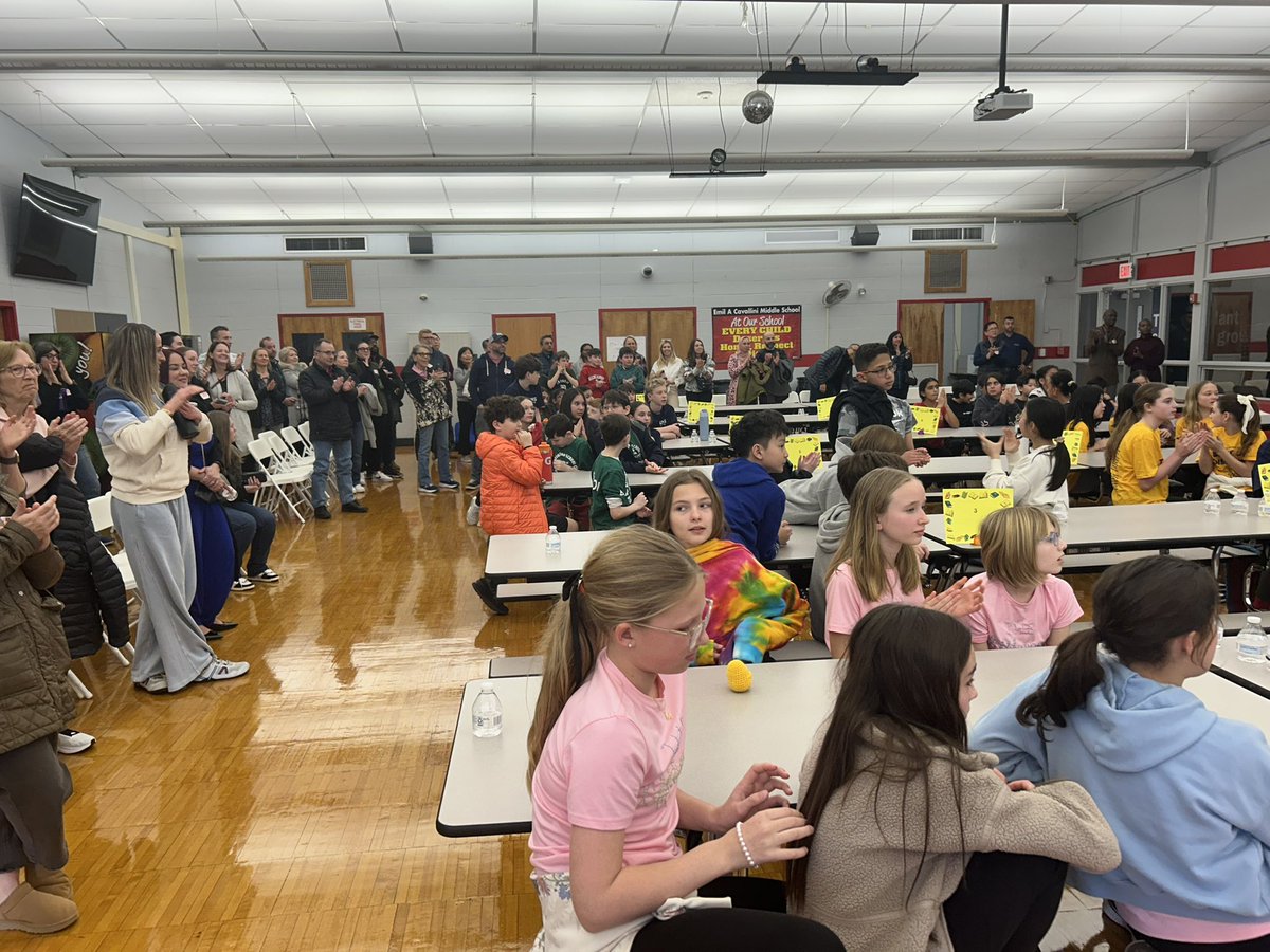 𝙴𝙼𝚂𝙼𝚎𝚍𝚒𝚊 tweet media