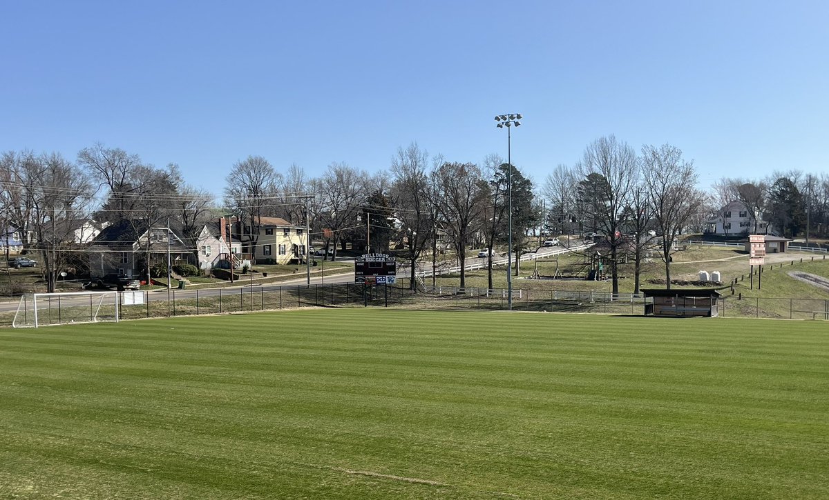 TurfMarkLLC's tweet image. Natural Turf soccer field dialed in and ready for the spring season! Hard to argue about a Natural field when it’s done right and managed properly.