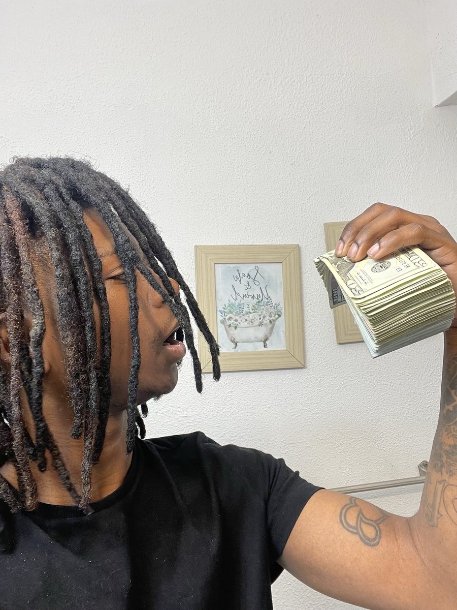 jonoftf's tweet image. FTF BDAY 

new song out on.soundcloud.com/kdYVgc1KGow5Wb…