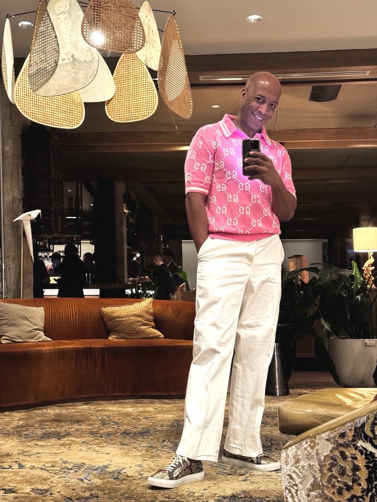 Sometimes you just have to stop and take a selfie! 🩷

Follow my shop <a href="/dcfashionfool/">Barnette Holston</a> on the <a href="/shop/">Shop</a>.LTK app to shop this post and get my exclusive app-only content!

#liketkit #LTKMens #LTKOver40 #LTKStyleTip
<a href="/shop/">Shop</a>.ltk
liketk.it/58lz7