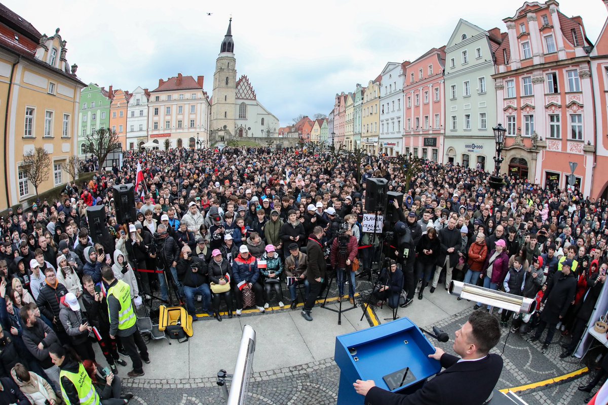 Bartosz Bocheńczak tweet media
