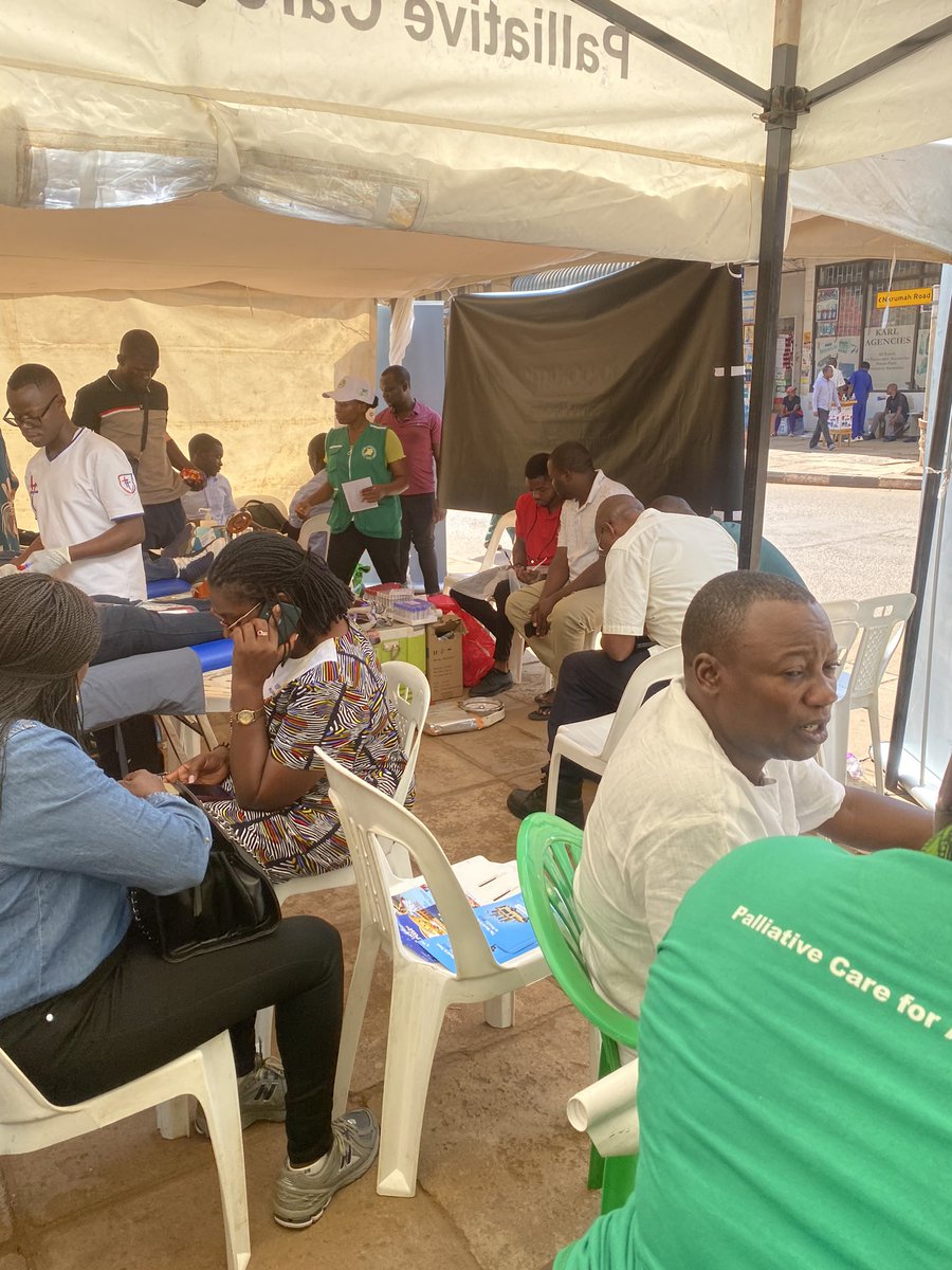 chomuhangi's tweet photo. What a fulfilling day -with @rotaryday_break @MengoHospital in partnership with @PCAUganda we drew 100units of blood -#Blood Donation Drive -to Save mothers. You have the power to save a life https://t.co/nZmKyaGNNI