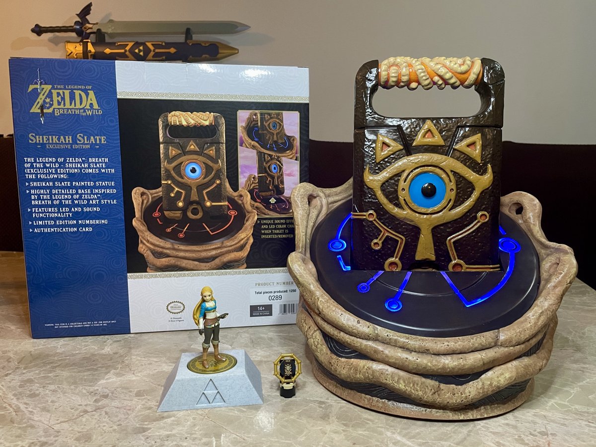 jairulnait's tweet photo. First 4 Figures Breath of the Wild Sheikah Slate Exclusive Edition.
Reminder that somebody chose "BOTWSSEX" as the SKU No for this 😅
#zelda https://t.co/zJxSmDNvc1