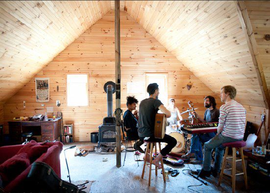 12 years ago I was in Woodstock, New York rehearsing with the Simone Felice Group. Where does the time go? Thinking of the fun we had. I wrote it all down in a diary which I still draw excerpts from for publishing online. The coyotes called long into the night round there...