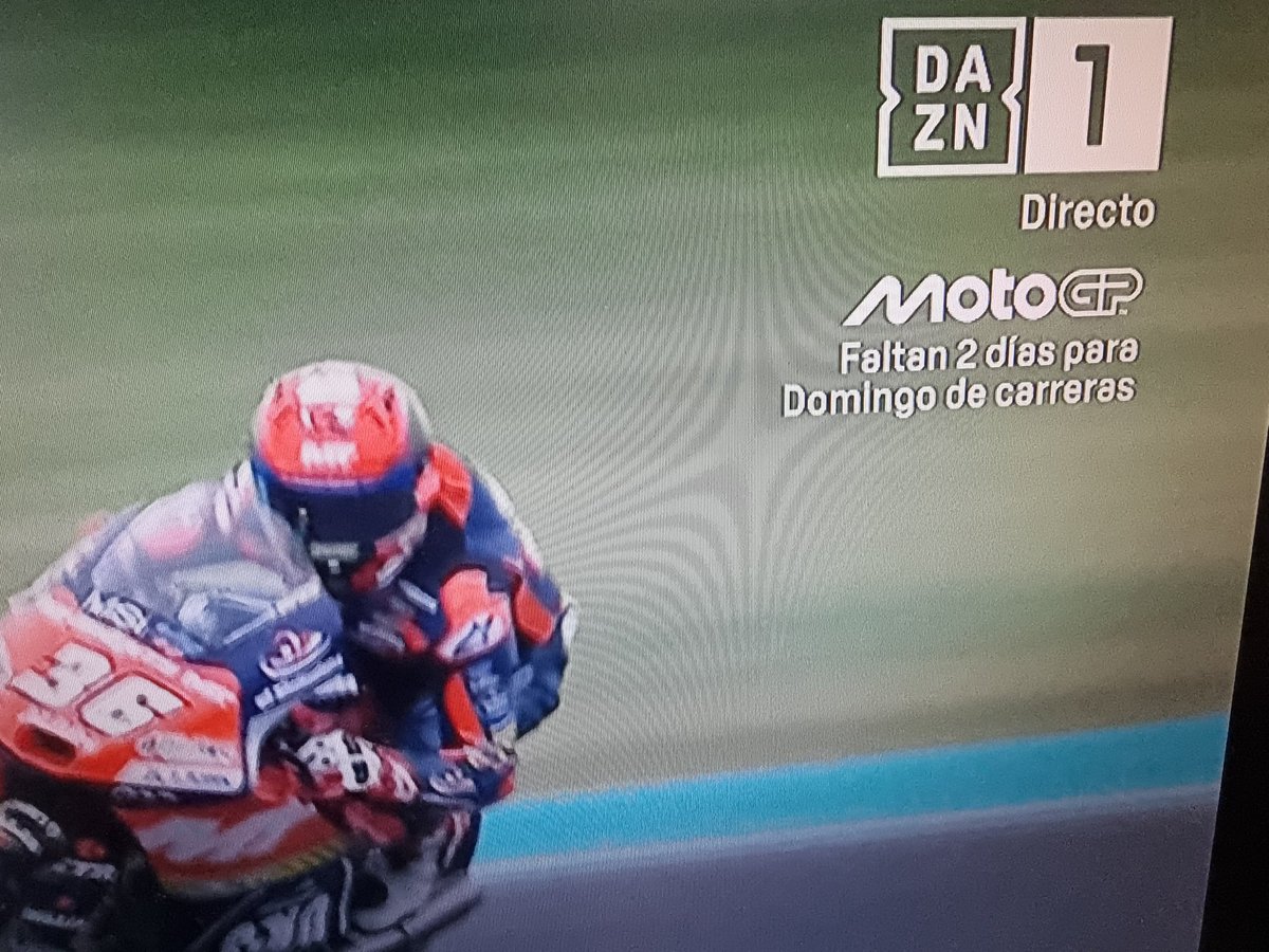 Kike794's tweet photo. @DAZN_ES ¿podéis quitar esto en los canales lineales? No hace decir que faltan 2 días para que empiece la carrera si ya ha empezado el mundial. Por lo menos retirarlo en las emisiones en directo.

Es súper molesto y ya ha comenzamos el Mundial de MotoGP.

#ArgentinaGP https://t.co/HKNdJnHgk4