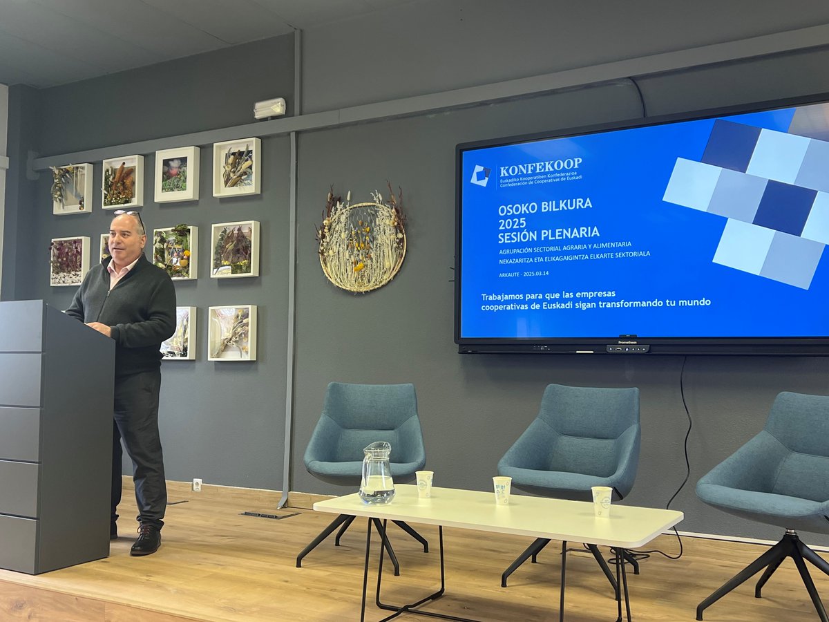 konfekoop's tweet photo. #KONFEKOOP | Nekazaritza eta Elikagaigintza Elkarte Sektorialaren VI Osoko Bilkura.

📌 VI Sesión Plenaria de la Agrupación Sectorial Agraria y Alimentaria de KONFEKOOP.

#EuskalKooperatibak #CooperativasVascas https://t.co/8jePS8JCH2