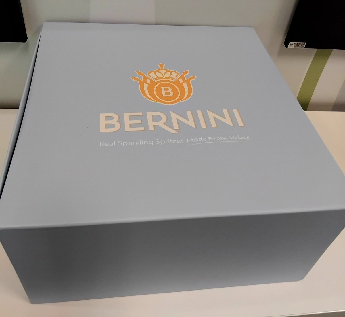 HyaTheDoll's tweet photo. Thank you @BerniniSA for Adding Some Extra Shimmer ✨️ to my Galentines Celebrations..You've made my day Extra Special- Cheers to Sparkling Moments 🍾🥂✨️ #BerniniMimosa #PerfectlyMixed #RealSparklingSpritzer https://t.co/UpSf2iWHF5