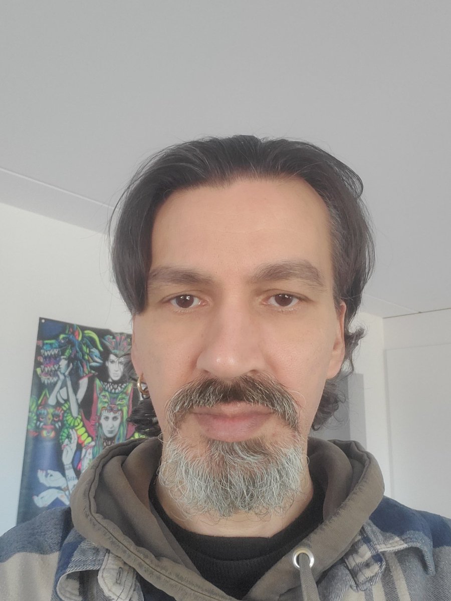 SemiAyeb's tweet photo. Just me.. https://t.co/3JON9IcOmk