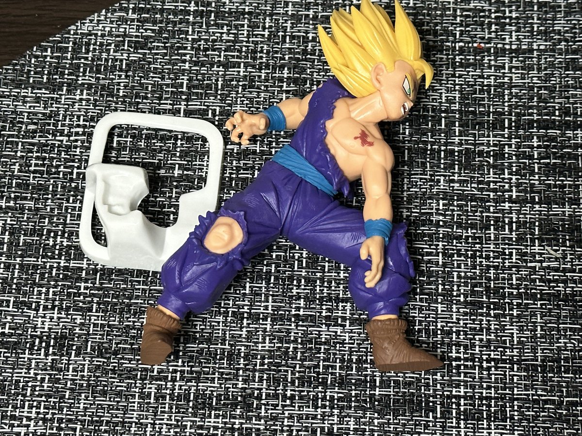 Lightthecatlvsb's tweet photo. この白いのの使い方教えてちょ

#ドラゴンボール　#悟飯 https://t.co/ukD80U8HPL