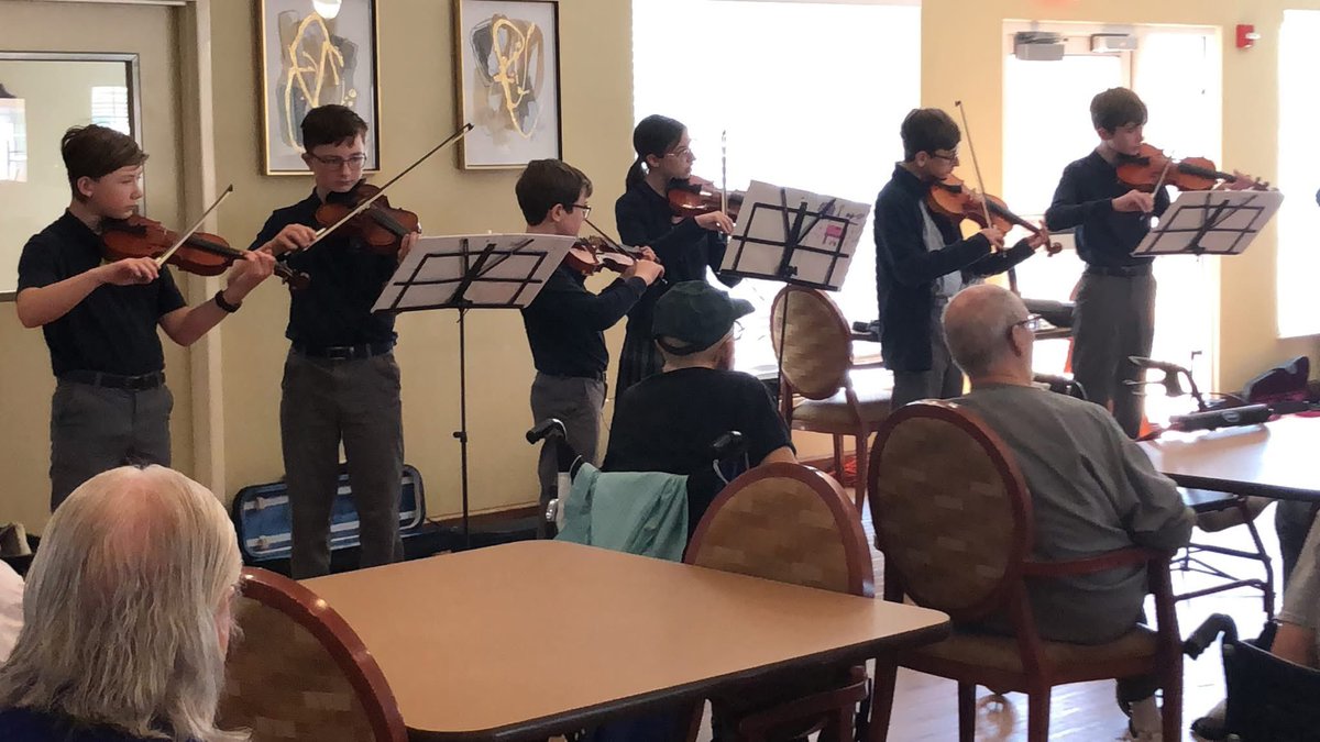 classicaljboro's tweet photo. Our students took their puppets and stringed instruments to The Springs this week. They shared songs and poetry with the residents. One of our church members celebrated his birthday, and it was fun to sing for him. https://t.co/2IbPPL0Xrp