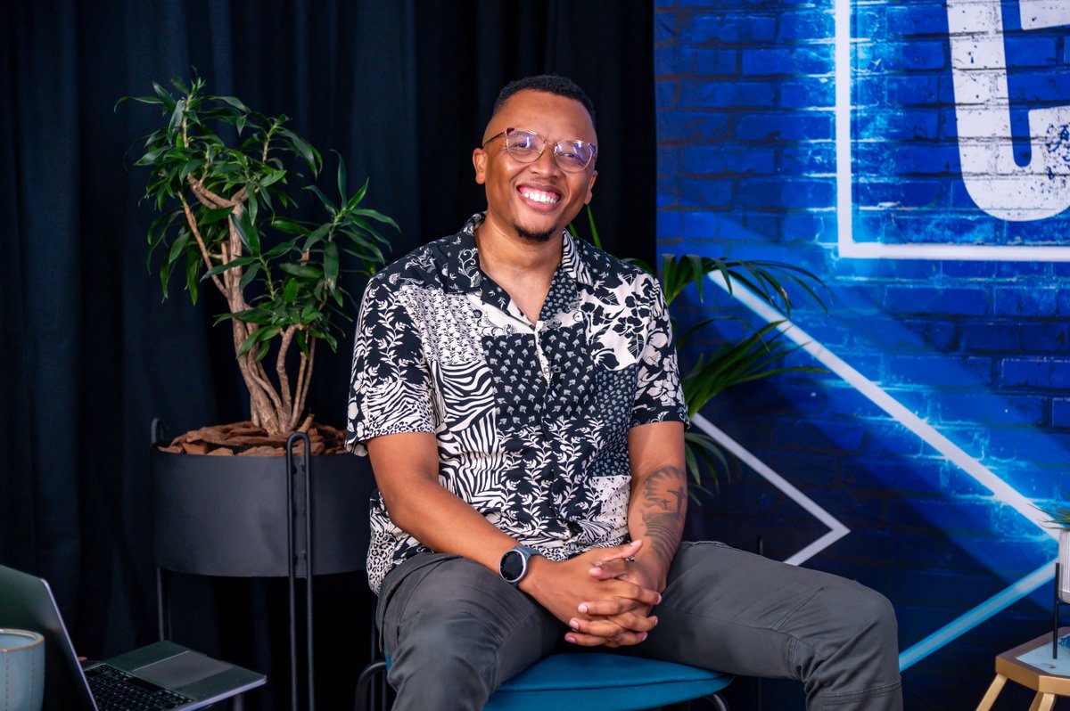 SoftwareBet's tweet image. 🚀 1 hour to go! Episode 5 of The Coding Culture drops at 3:30 PM!

Join us on YouTube for expert insights on fintech &amp;amp; digital payments in South Africa with Deniese Chinnappen &amp;amp; Kaveshan Pillay.

🎯 Set your reminder now - bit.ly/4hyQlv0

#BETSoftware #CodingCulture…