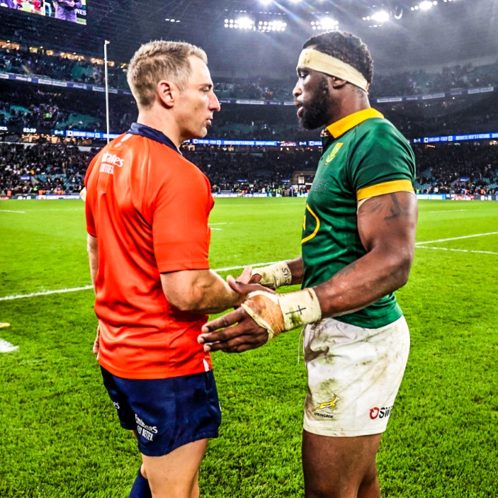 eurofootcom's tweet photo. 🚨🇫🇷 Thierry Henry on refereeing decisions in football: "We have a lot to take from rugby. They always explain." 

"When I used to play, what used to annoy me, is that you never get an explanation from the referee! It looks like you can't talk to them."

"In rugby they don't go and speak to the referee because they know they are going to get an explanation. Not only them but the stadium!" (@CBSSportsGolazo)
