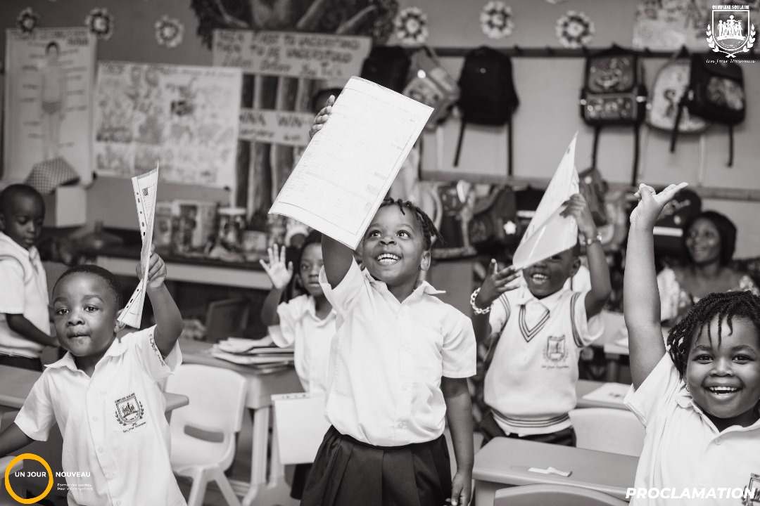 UJN_Asbl's tweet photo. Proclamation des résultats de la troisième période à la Maternelle.
#unjournouveau
#FormerDesLeadersPourLeChangement
#csujn
#batissonspourlavenirdenosenfants https://t.co/Zgpq1rIKLj