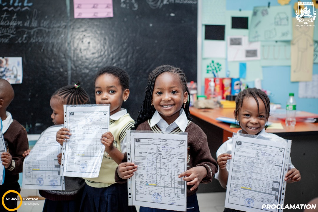 UJN_Asbl's tweet photo. Proclamation des résultats de la troisième période à la Maternelle.
#unjournouveau
#FormerDesLeadersPourLeChangement
#csujn
#batissonspourlavenirdenosenfants https://t.co/Zgpq1rIKLj
