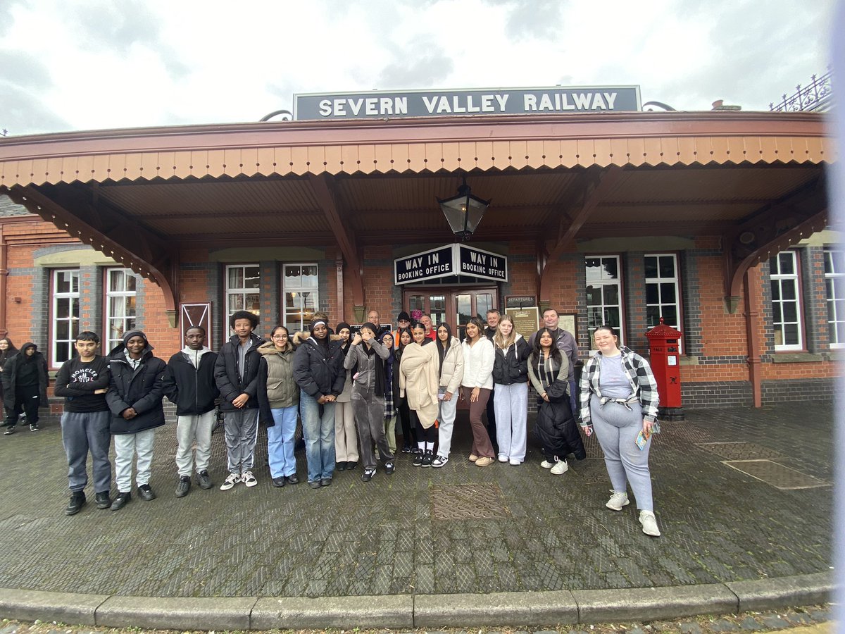 LoxtonSca's tweet photo. Great morning at Severn Valley Railway for our Year 10 Tourism students, learning all things technology and marketing and even a behind the scenes tour of the diesel depot. @svrofficialsite @ShirelandCA @rdee https://t.co/ANrHN4hOuY