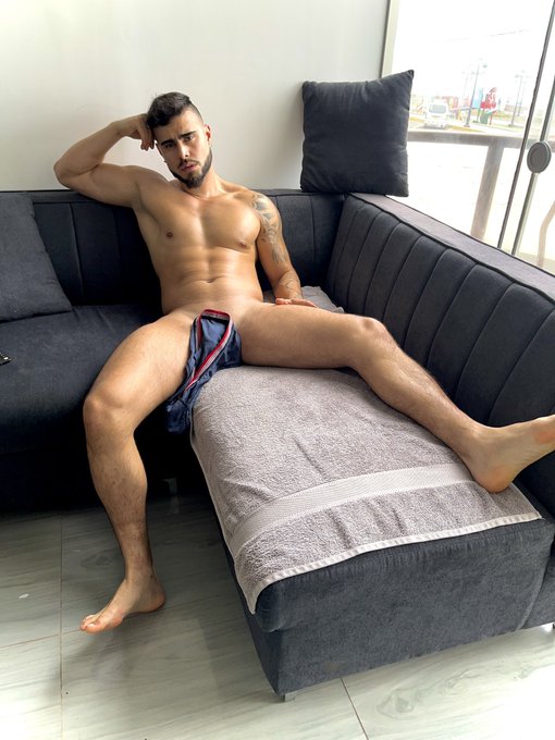 1 pic. Hola hola https://t.co/XgjxyGavB8