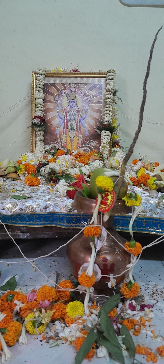 त्वमेव माता च पिता त्वमेव, त्वमेव बन्धुश च सखा त्वमेव। 
त्वमेव विद्या द्रविणं त्वमेव, त्वमेव सर्वं मम देवा देवा।
