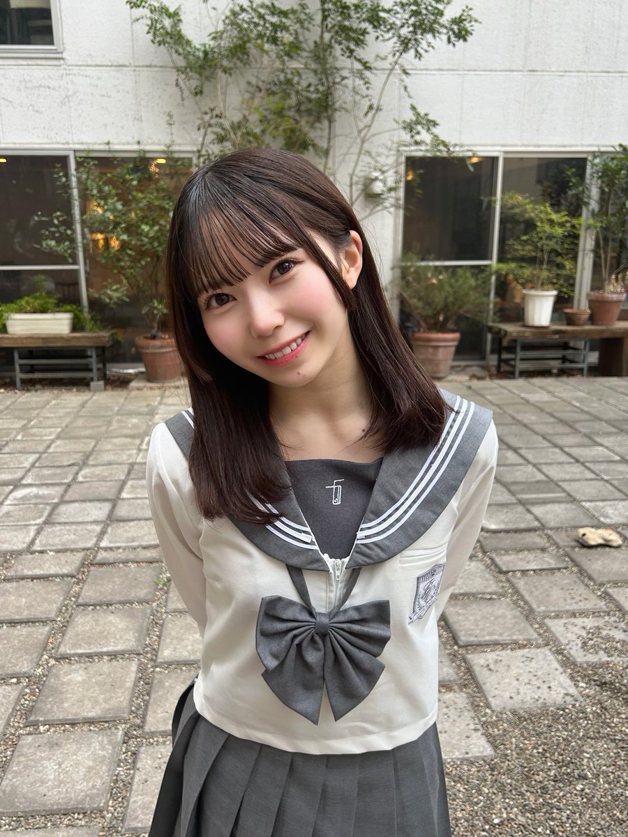 sakuhina_33's tweet photo. そろそろ好きになった？🐈‍⬛❤︎ https://t.co/gQl2M6VBb0