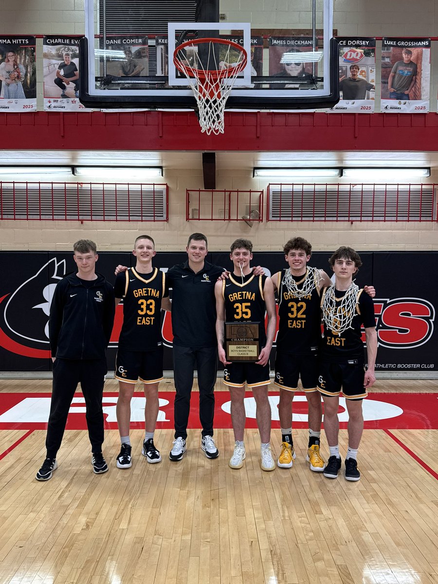 Thank you to our first Senior class… Talan, Carter, Cole, Drew and Grant. 

You laid the foundation for years to come. It was not always easy, but you always led the way. They are a special group and will forever be a huge piece of this program.