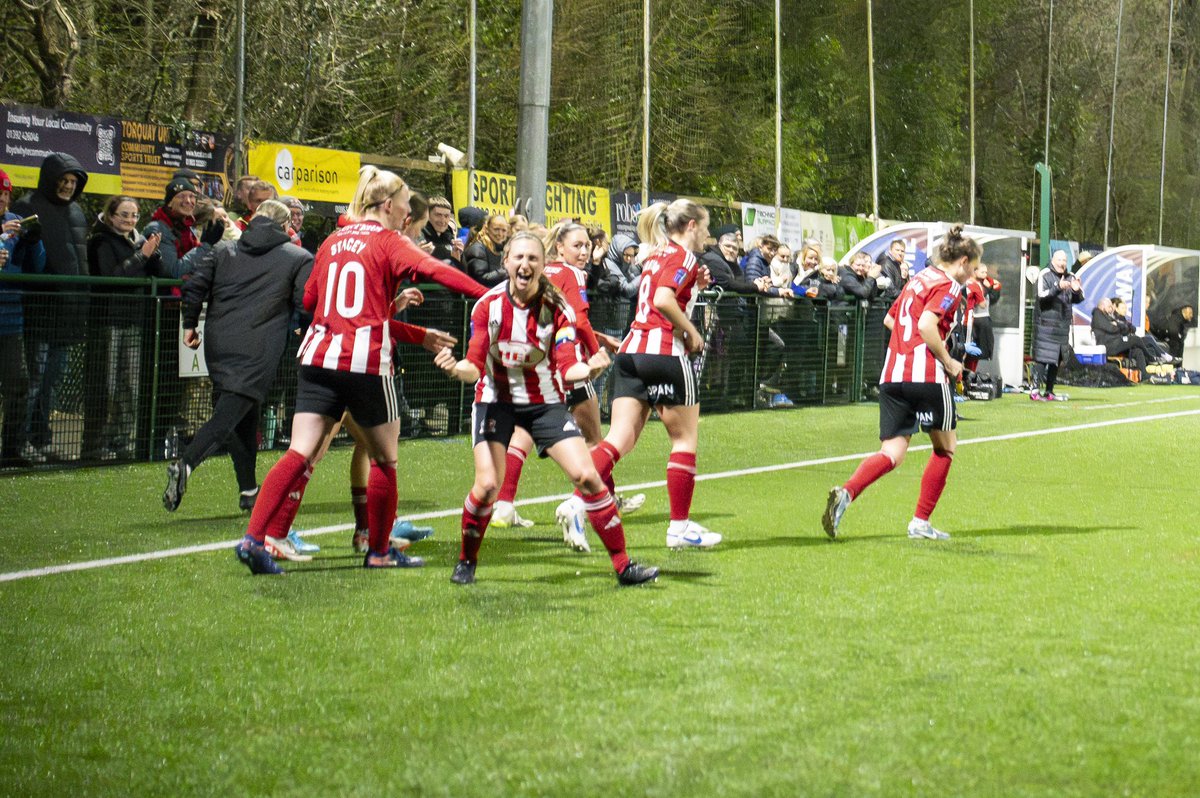 📸 Match Action

Courtesy of <a href="/Falselights/">Falselights 🦈🏴󠁧󠁢󠁷󠁬󠁳󠁿🇾🇪</a> 

#ECFC