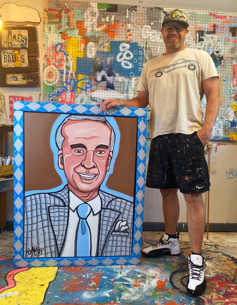 b8syPaint's tweet photo. Feelin’ the Madness!  A few Batesy Paint Hoops pieces 🏀 https://t.co/k8phXXbHXs