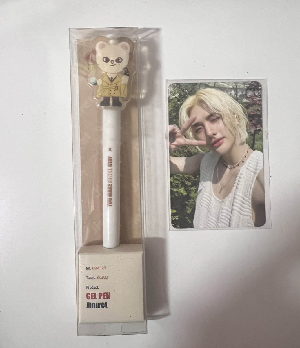 bunssopee's tweet photo. @staysellings ada hyunjin maxident 50k, kalo mau sama gel pen jiniret 100k https://t.co/5YC9FaXoFR