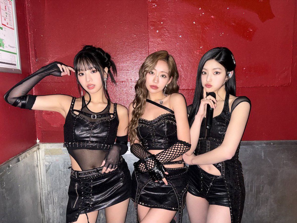 Julie. (@hanjuklie) on Twitter photo 