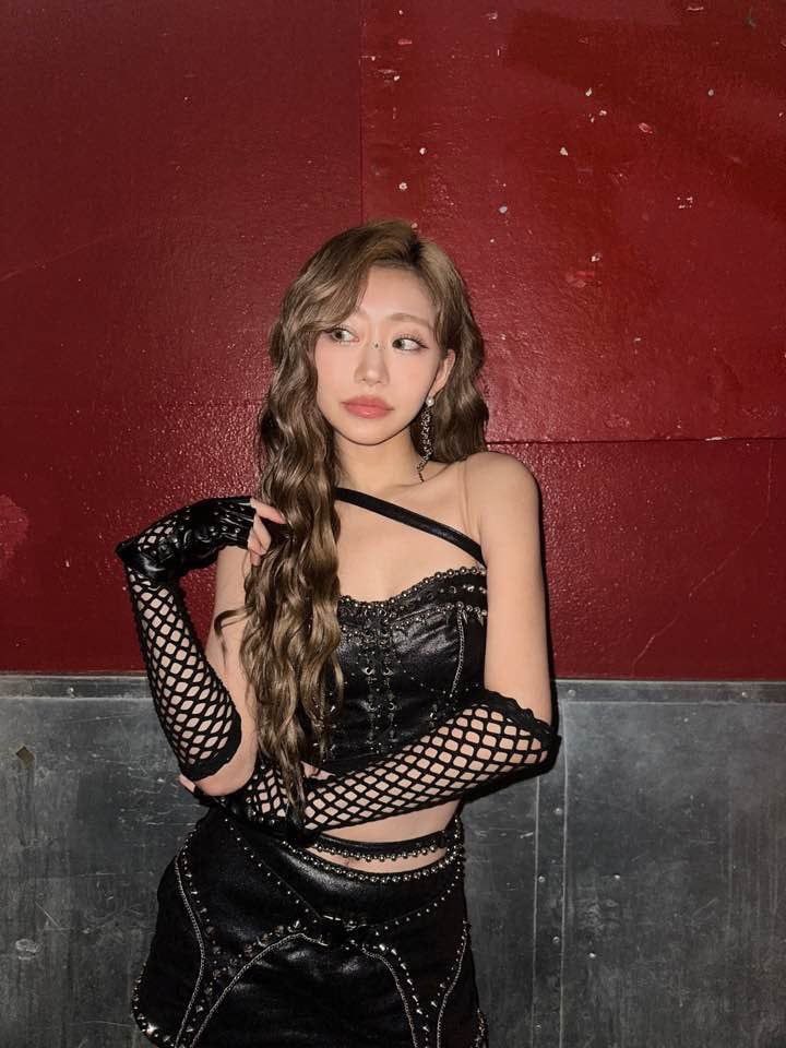 Europe tour 🐈‍⬛🖤