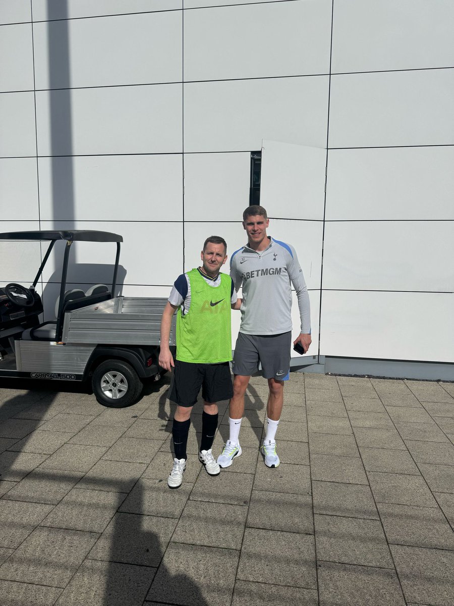 Kildare Spurs lads at Hotspur way today for the OSC 5 aside competition.  🔥🇮🇪 COYS