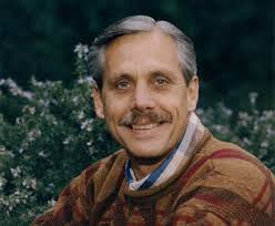Clean_Joke_Book's tweet photo. The maestro, Bob Phillips. Bob's the author of more than a dozen books on humor, along with books on the serious side of life. He is the director of one of America's largest youth camping programs, Hume Lake #Christian Camps. Bob is also a licensed marriage counselor. #CleanJokes https://t.co/QjkA229QSF