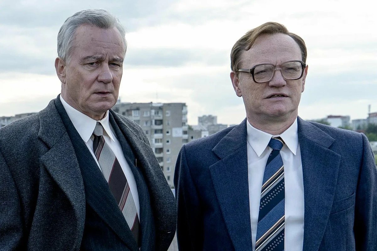 insomnia_ola's tweet image. Поделитесь фильмами/сериалами, которые вы смотрели уже не один раз и скорее всего будете ещё пересматривать.
Я начну