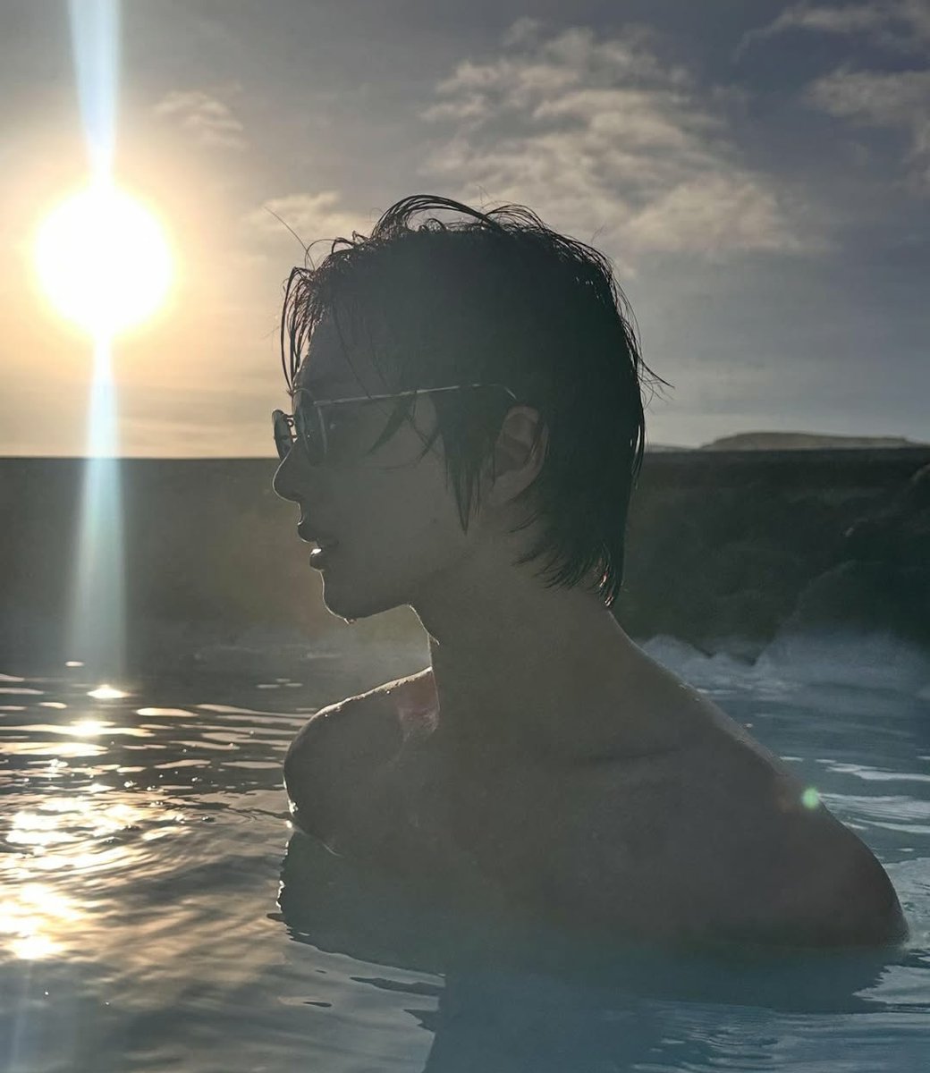 pjscrib_'s tweet image. HE WANTS ME SO BAD OH GOSH