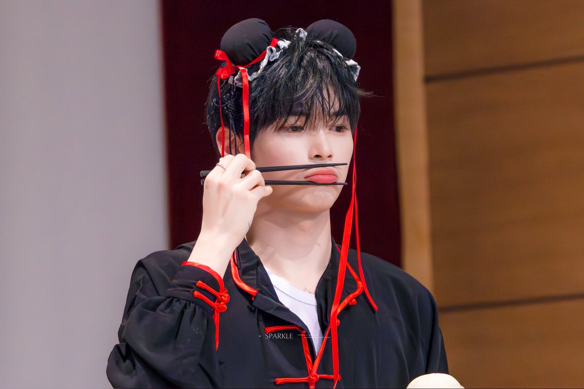 250308 애플뮤직
#성한빈 #SUNGHANBIN #成韓彬 #ZEROBASEONE #제로베이스원 #왕자한빈 #よしよし한빈 #ZB1