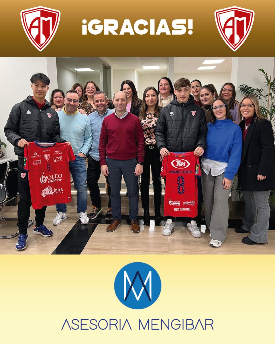 Uno de nuestros patrocinadores más longevo, sin duda, es Asesoría Mengíbar, empresa dedicada a la Asesoría de Empresas, Fiscal, Laboral, Contable y Seguros, que lleva muchos años al servicio del pueblo de Mengíbar. ¡Gracias por arroparnos siempre como en la foto!