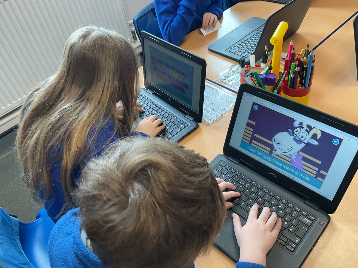 floweryfieldpri's tweet image. 3DY have been practising their typing skills using BBC dance mat typing. #ffpscomputing #ffpsyear3