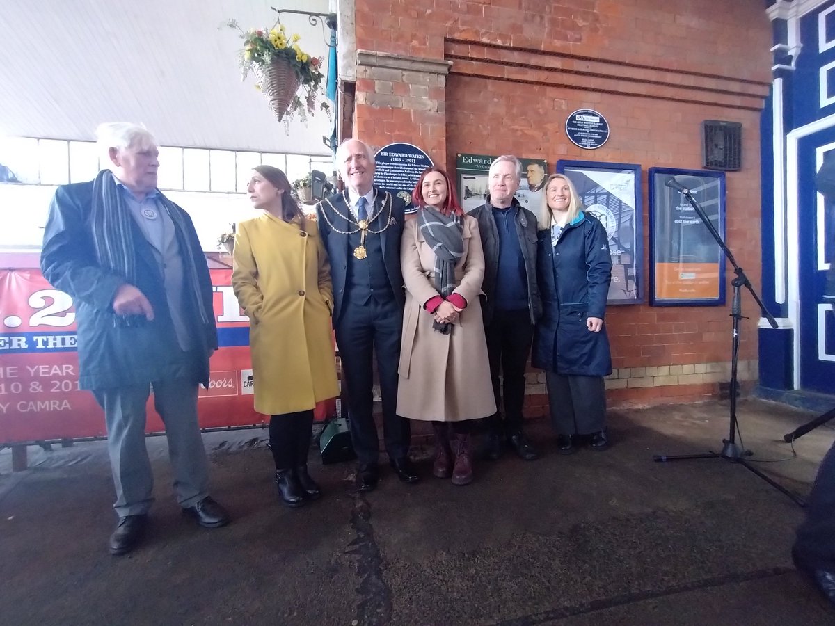 The information board at #cleethorpes station is unveiled! It sits very well with the beautiful plaque already in place.