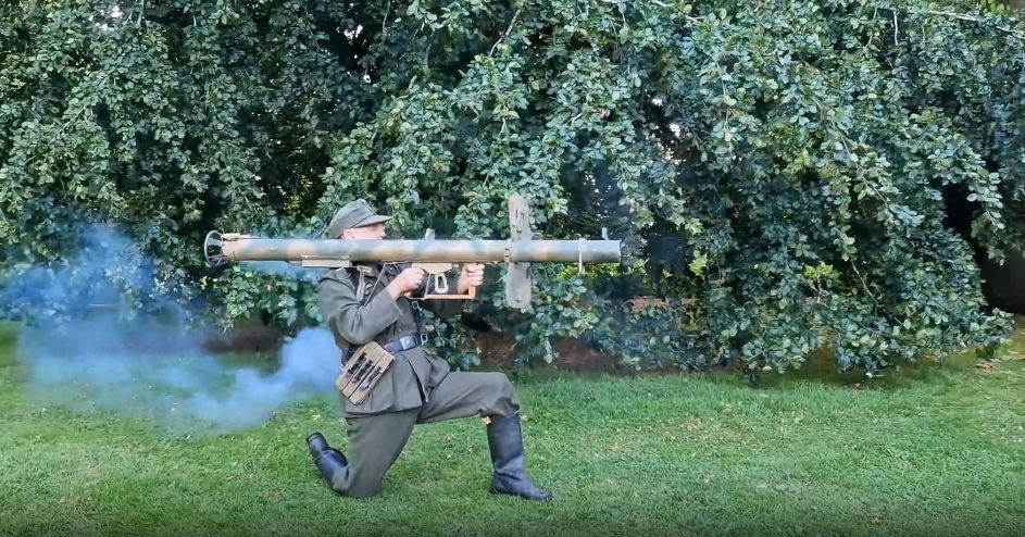 DesignStrikeUK's tweet photo. We have lots of WW2 stock footage coming in from Wartime Productions 

My job is to create the clips for British, US and Pacific troops.

If you need references for film or minis am here to help.

#history #film #WW2 #movie #drama #historicalwargaming https://t.co/yr0d1bWcZB