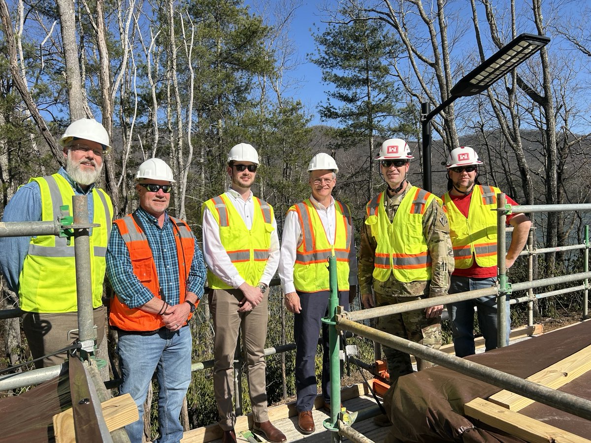 EPARegion4's tweet photo. NC recovery continues six months after Hurricane Helene. EPA Southeast's Administrator McOmber witnesses the hard work of crew members restoring water and wastewater plants. We're partnering to rebuilding stronger. #HurricaneHelene #NCRecovery #EPA #NCRecovery #HurricaneHelene https://t.co/5WZmSUPPNJ