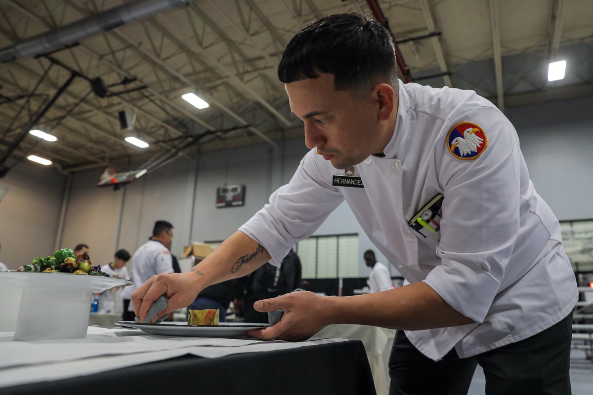 U.S. Army Reserve tweet media