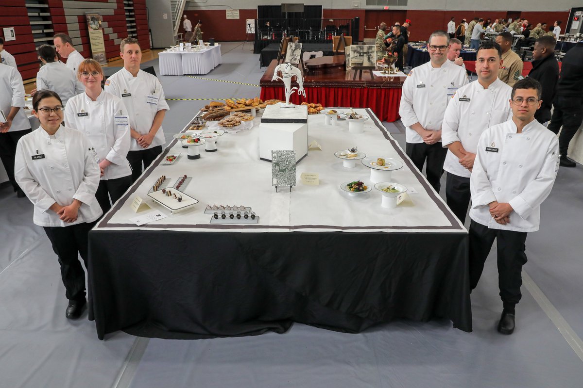 Army Reserve Soldiers on the U.S. Army Culinary Arts Team recently showed their wide range of talents at the Joint Culinary Training Exercise, the largest culinary event in North America.

More photos ➡️ spr.ly/60030J53x