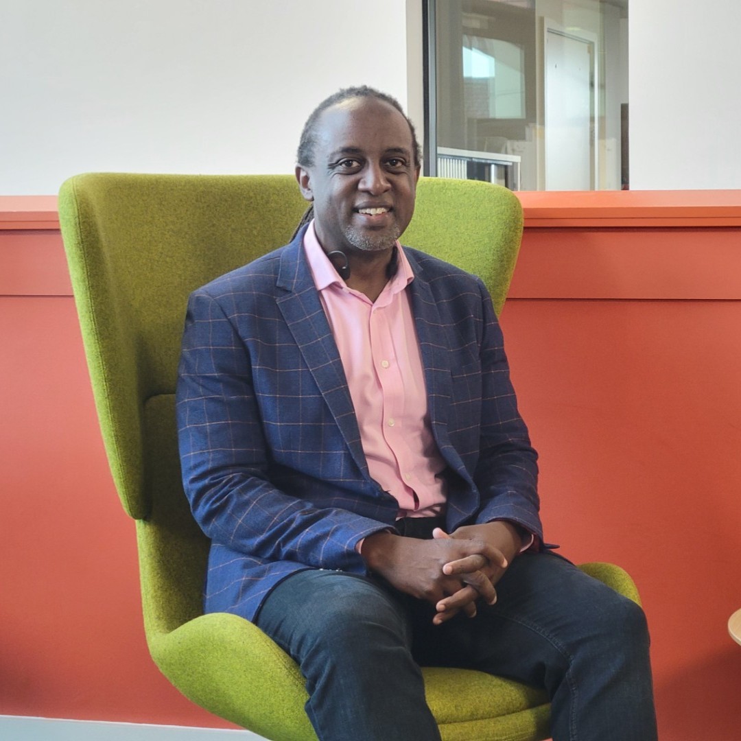 Ulster University (@ulsteruni) on Twitter photo Ulster University is delighted to announce Professor Peter Bazira as the new Dean of <a href="/UlsterUniMed/">School of Medicine | Ulster University</a>, following the retirement of Professor Louise Dubras in July.
Professor Bazira joins from Hull York Medical School, where he is Professor of Clinical Anatomy and Medical Education. Ulster University is delighted to announce Professor Peter Bazira as the new Dean of <a href="/UlsterUniMed/">School of Medicine | Ulster University</a>, following the retirement of Professor Louise Dubras in July.
Professor Bazira joins from Hull York Medical School, where he is Professor of Clinical Anatomy and Medical Education.