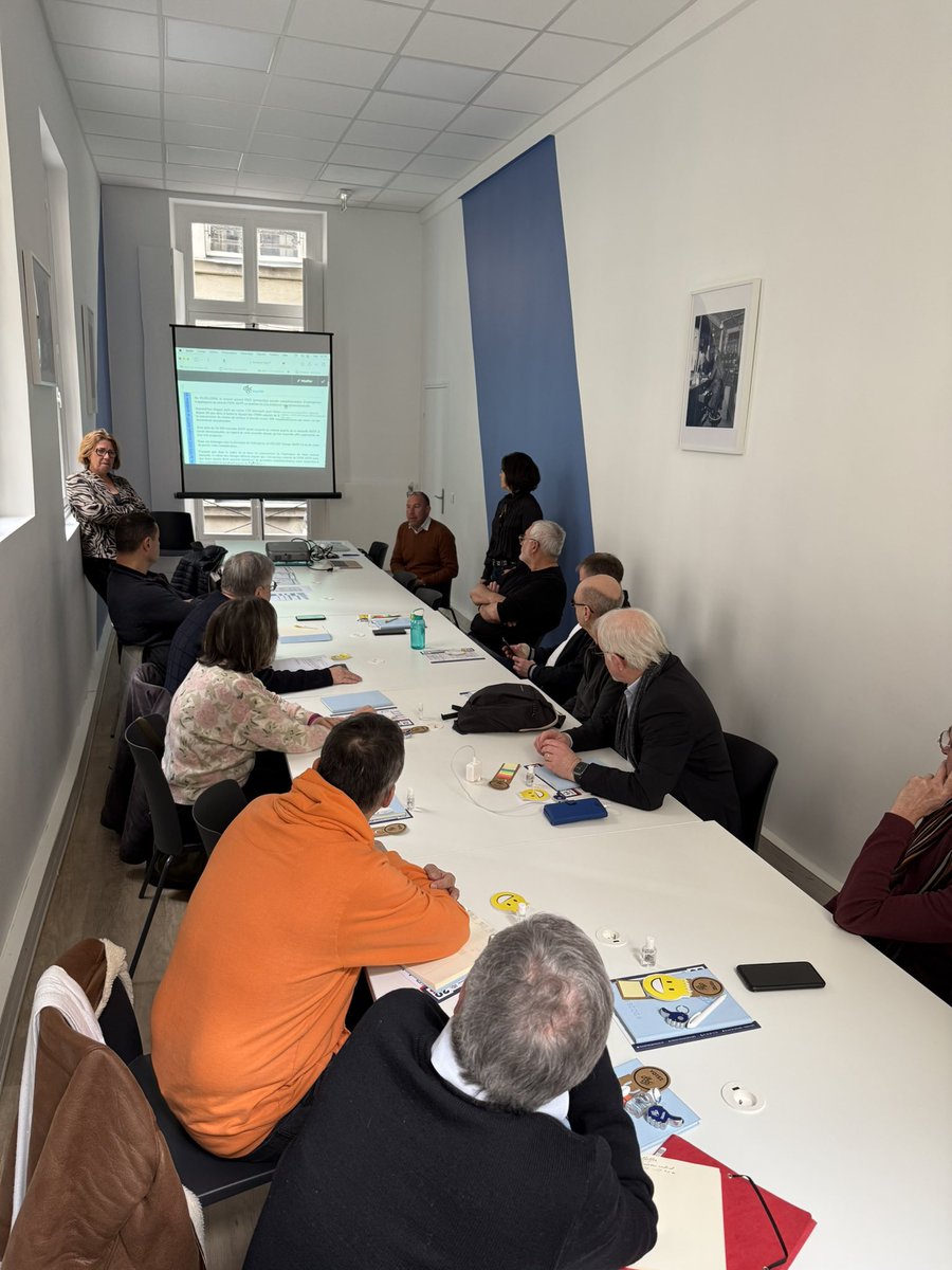 Aujourd’hui c’était au tour de nos retraités de venir dans nos locaux pour échanger sur de nombreux sujets .

Un temps d’échange riche en partage et en bonne humeur 😊