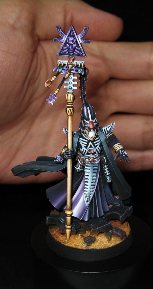 kpminis's tweet image. More views of my recently finished Eldrad Ulthran. There may be even more Aeldari coming soon 😉
.
#paintingwarhammer #WarhammerCommunity