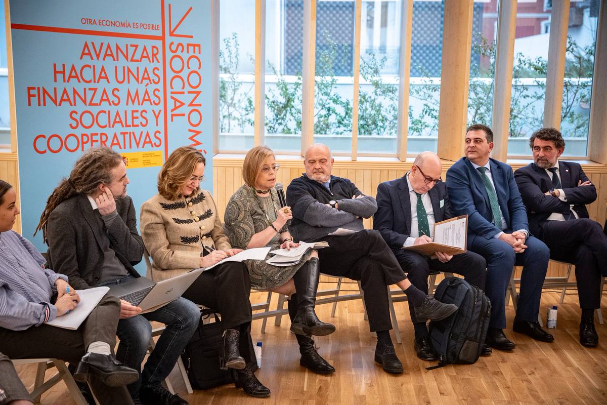 Fiare Banca Etica tweet media