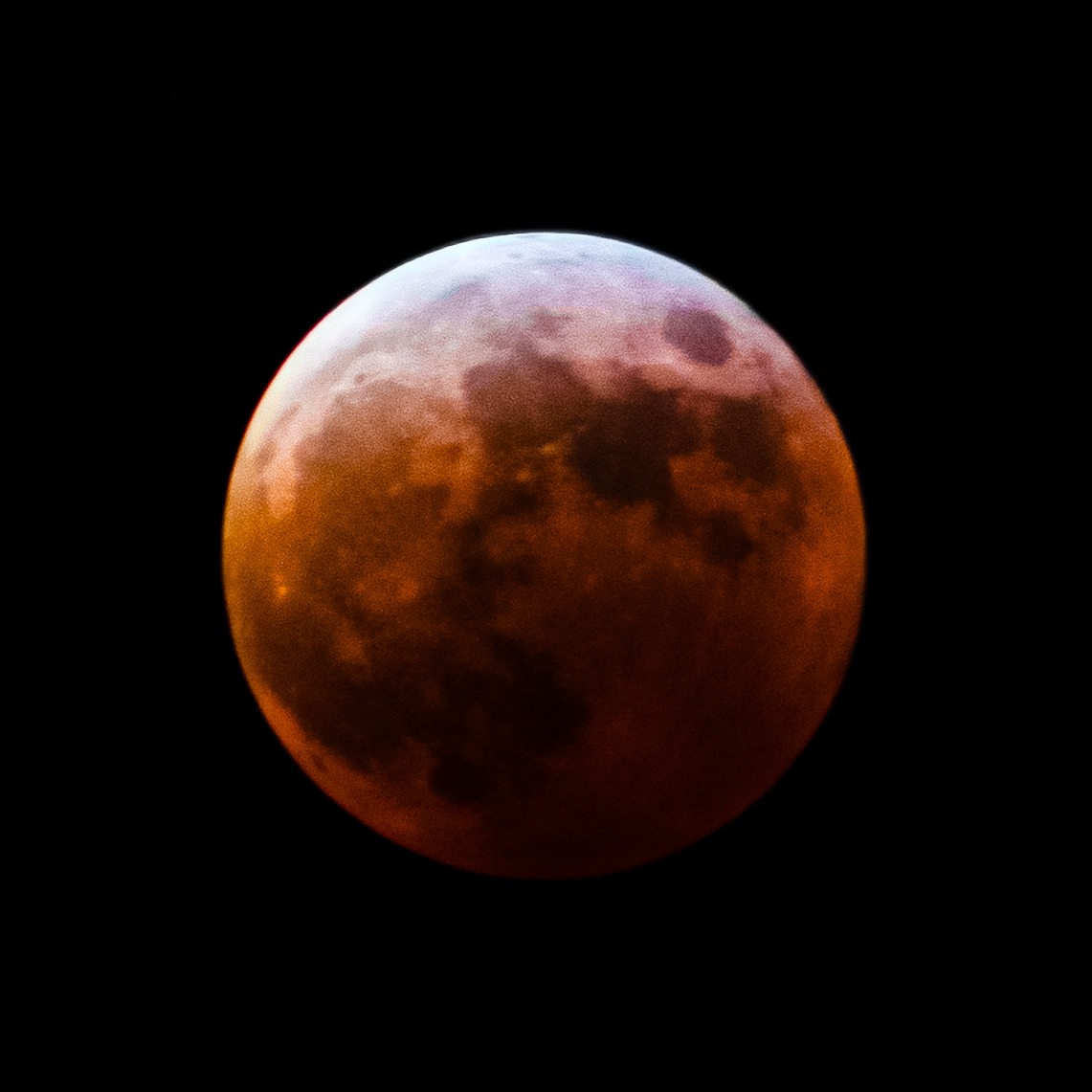ivcasas's tweet photo. #Luna vista desde #Tepic #Nayarit https://t.co/ixR8MXsg46