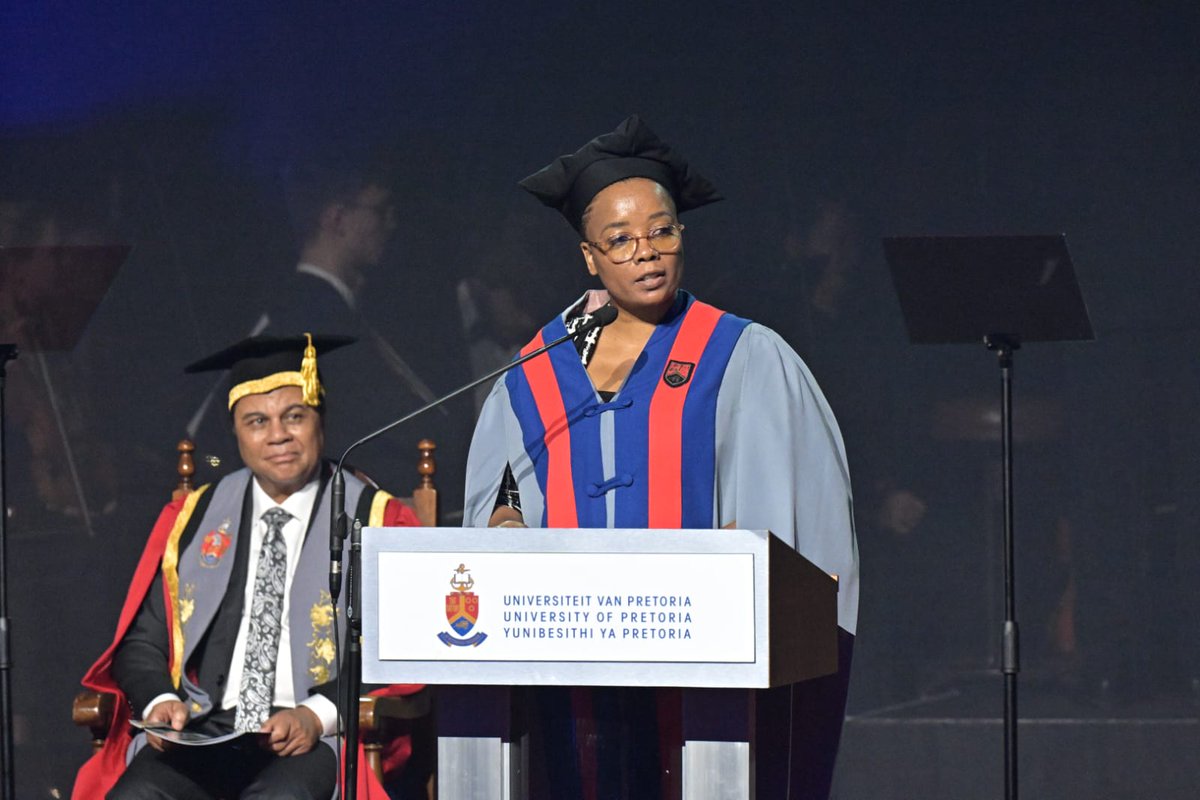 UPTuks's tweet photo. #UPVCInauguration: The UP community congratulates Prof Francis Petersen on his official inauguration as VC & Principal! This marks the start of an exciting new chapter for students, staff, alumni & organised labour—a future driven by possibility, excellence & impact! https://t.co/puIclLgnAp