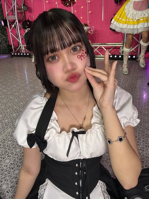 Twitterのコスプレ画像4